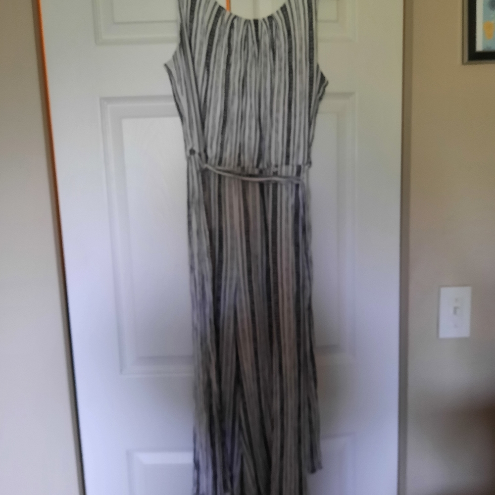 Apt 9 White and Black Jumpsuit